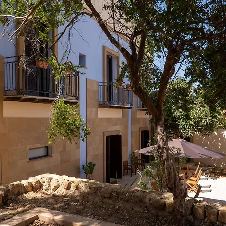 Amoroso - Ospitalità Mediterranea 4*