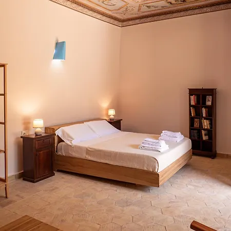 Amoroso - Ospitalita Mediterranea * Agrigento